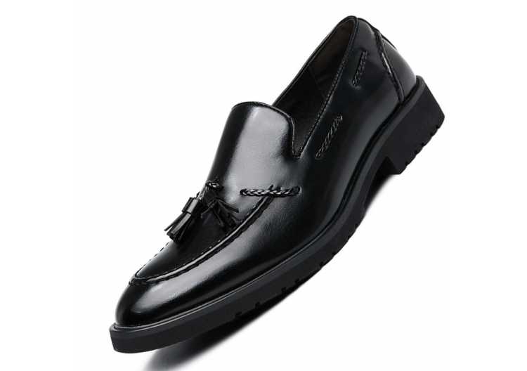 Tassel Leather Oxfords Shoes Men Loafers Casual Slip on Men Dress Shoes Italian Graceful Wedding Party Shoes Men Moccasins Black