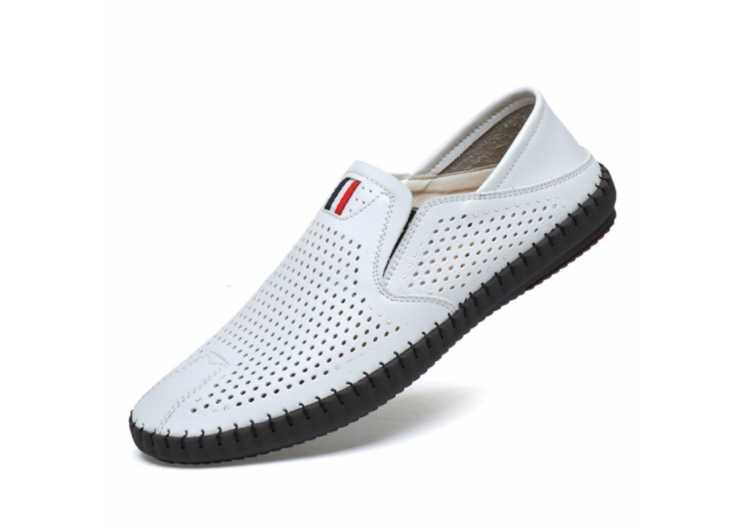 Hot sale Men's Summer Mocassins 2021 Leather loafers Slip on soft casual shoes comfortable drive flats White breathable
